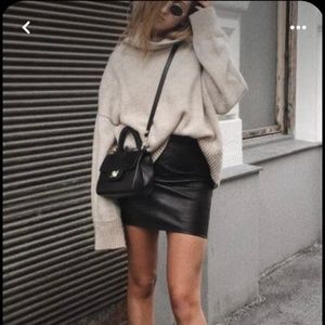 Zara leather mini skirt xs black